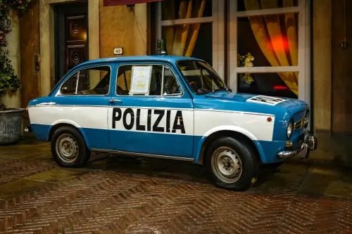 Padova, identificato l’autore delle scritte contro Telenuovo: Stefani ringrazia la Digos
