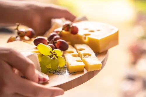 Vinitaly, il Veneto valorizza i formaggi: Stefani presenta Caseus 2026